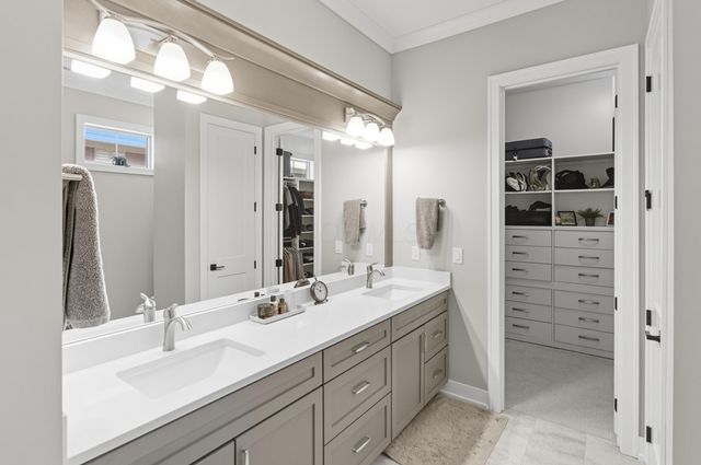 3327 Wolf Ridge Drive, Dublin, OH 43017