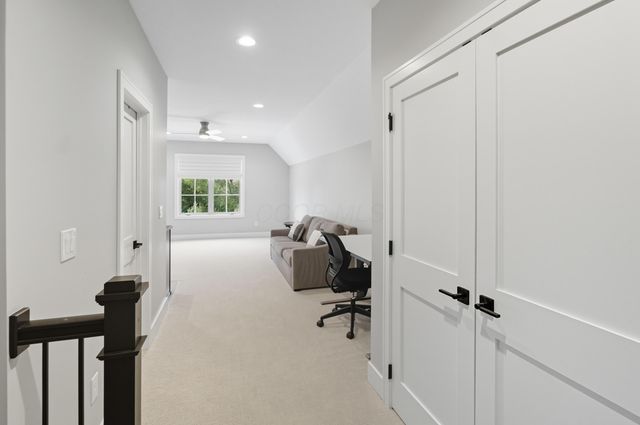 3327 Wolf Ridge Drive, Dublin, OH 43017