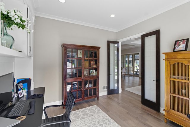 3327 Wolf Ridge Drive, Dublin, OH 43017