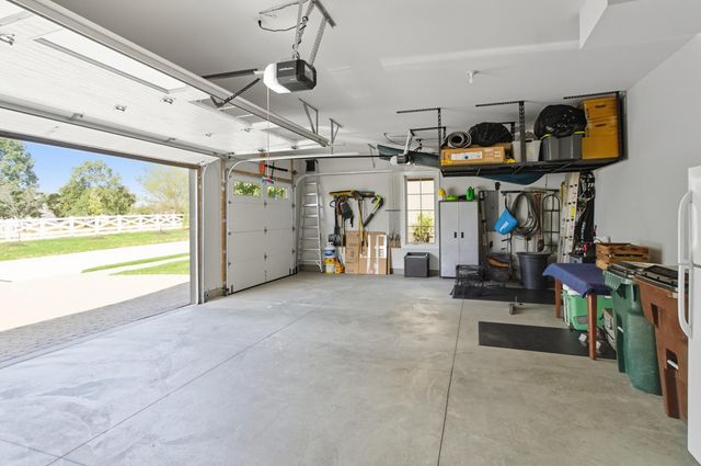 3327 Wolf Ridge Drive, Dublin, OH 43017