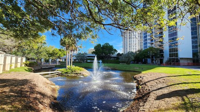 18151 NE 31 Court 908, Aventura, FL 33160