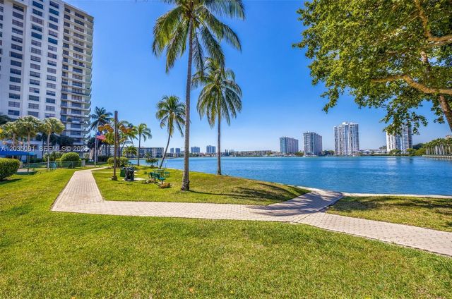 18151 NE 31 Court 908, Aventura, FL 33160
