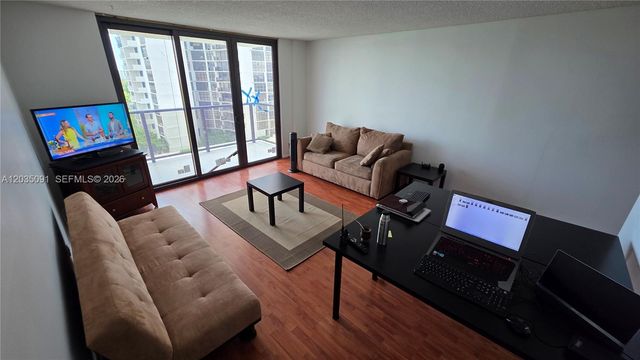 18151 NE 31 Court 908, Aventura, FL 33160
