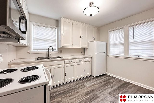 3916 Chicago Street, Omaha, NE 68131