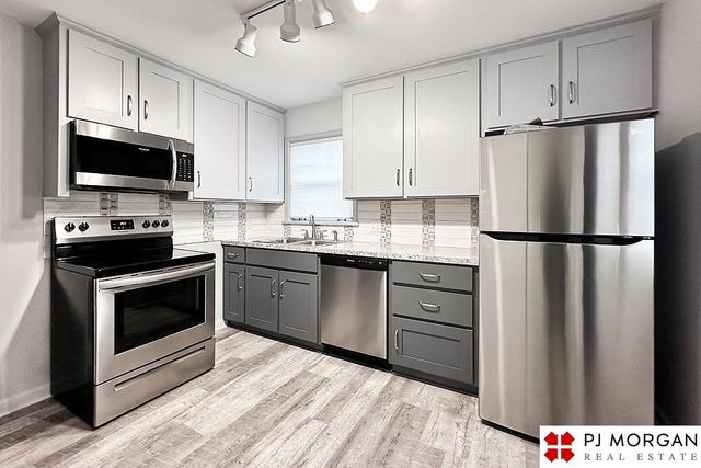 3916 Chicago Street, Omaha, NE 68131