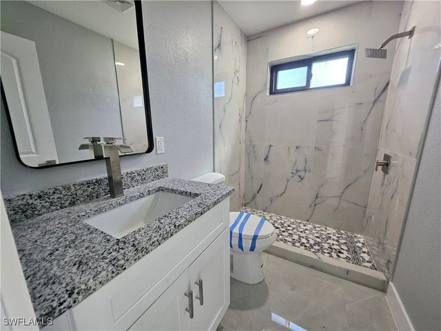 17754 port boca CT, Fort Myers, FL 33908