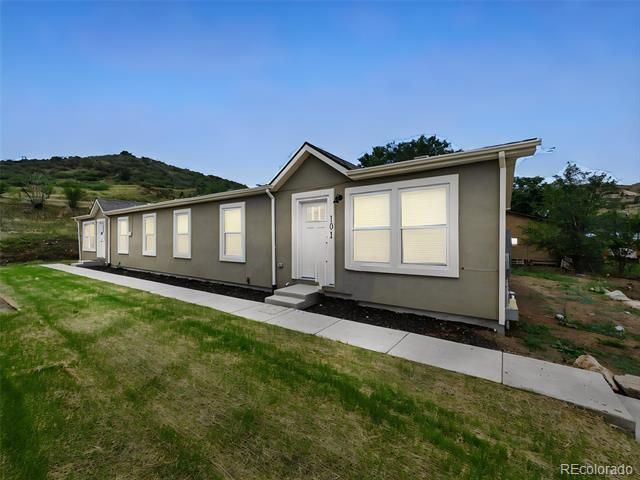 2515 Busch Avenue, Colorado Springs, CO 80904