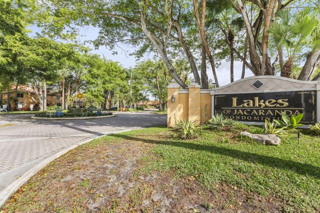 10773 Cleary Boulevard 106, Plantation, FL 33324