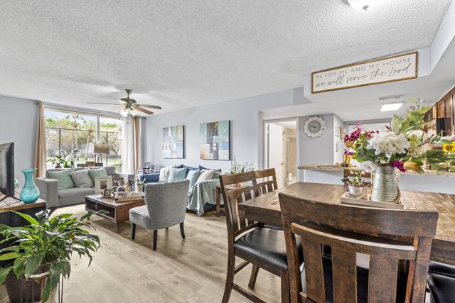 10773 Cleary Boulevard 106, Plantation, FL 33324