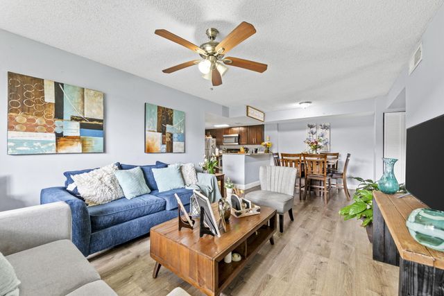 10773 Cleary Boulevard 106, Plantation, FL 33324