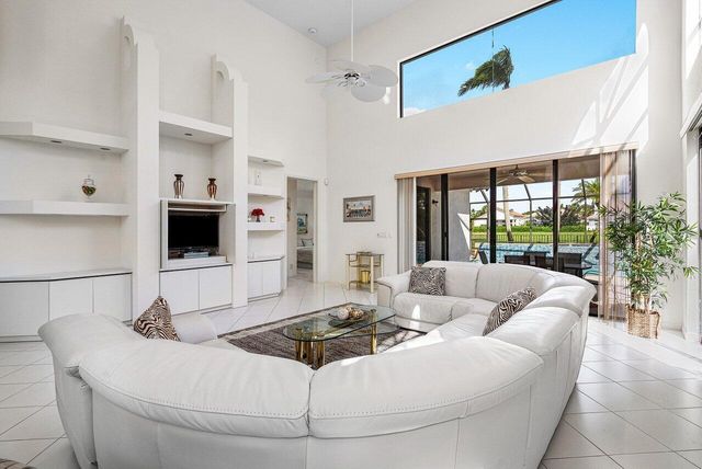 17099 Ryton Lane, Boca Raton, FL 33496