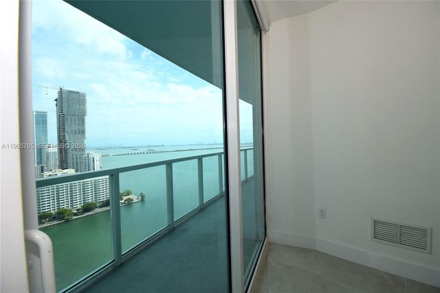 1900 N Bayshore Dr 2804, Miami, FL 33132