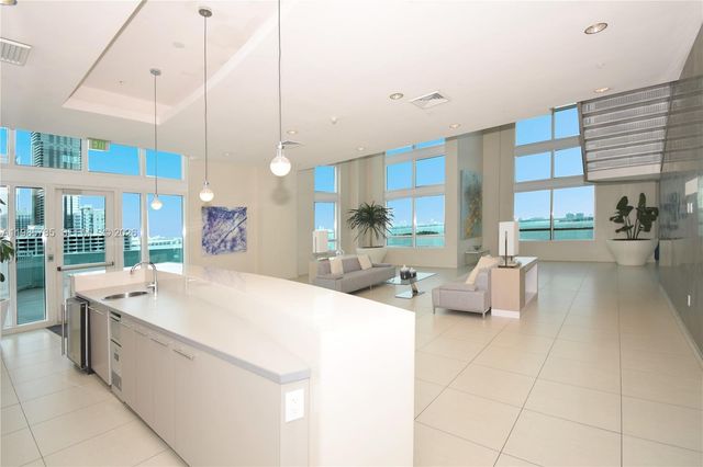 1900 N Bayshore Dr 2804, Miami, FL 33132