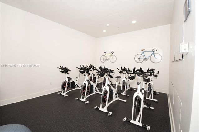 1900 N Bayshore Dr 2804, Miami, FL 33132