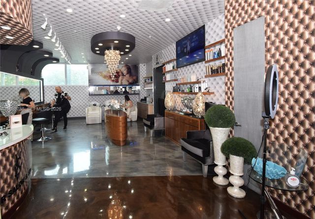 1900 N Bayshore Dr 2804, Miami, FL 33132