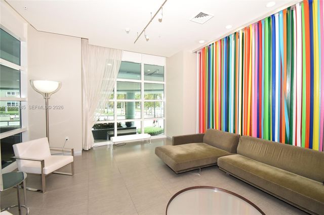 1900 N Bayshore Dr 2804, Miami, FL 33132