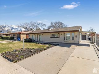 828 E HIBISCUS AVE, Sandy, UT 84094