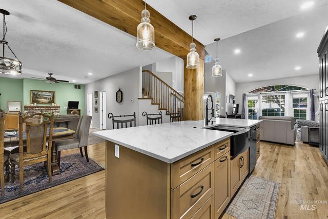 10353 N Palisades Way, Boise, ID 83714