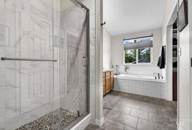 10353 N Palisades Way, Boise, ID 83714