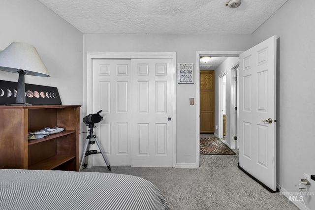 10353 N Palisades Way, Boise, ID 83714