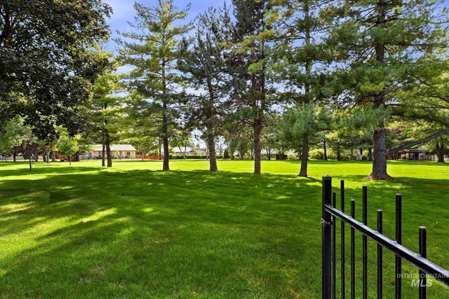 10353 N Palisades Way, Boise, ID 83714