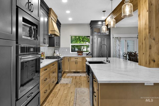 10353 N Palisades Way, Boise, ID 83714