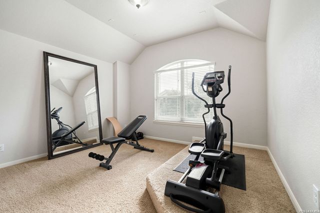 6107 Diego Ln, San Antonio, TX 78253