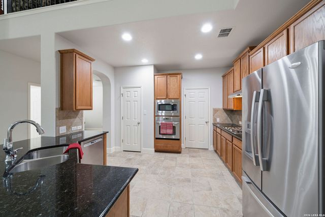 6107 Diego Ln, San Antonio, TX 78253