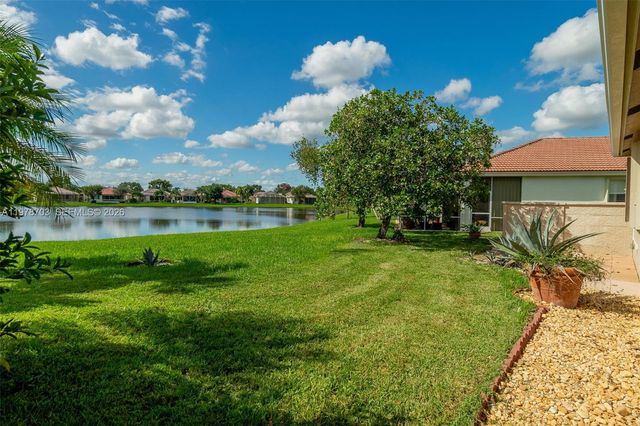 2675 Clipper Cir, West Palm Beach, FL 33411