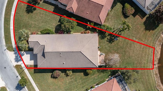 2675 Clipper Cir, West Palm Beach, FL 33411