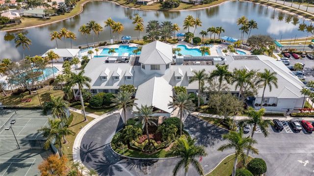 2675 Clipper Cir, West Palm Beach, FL 33411