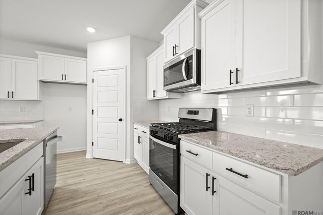 35453 Forest Manor Ave, Denham Springs, LA 70706