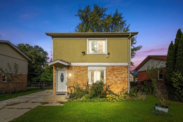 520 Aller Avenue, Elgin, IL 60120