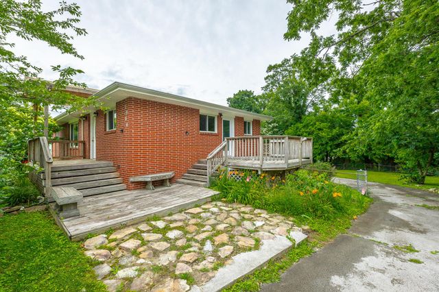 2804 Taft Highway, Signal Mountain, TN 37377