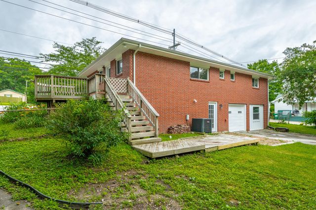 2804 Taft Highway, Signal Mountain, TN 37377
