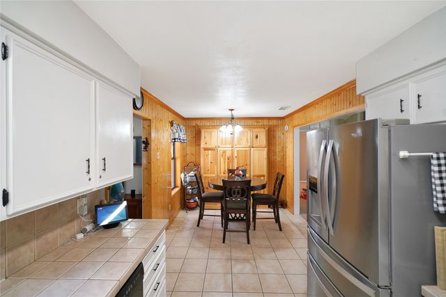 120 Rainbow Cove, Holly Lake Ranch, TX 75765