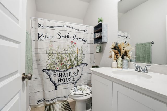 556 Hickory Ridge Drive, Van Alstyne, TX 75495