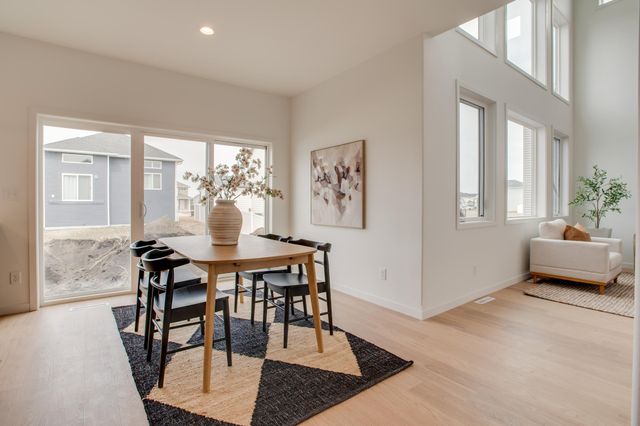 5816 James Drive W, West Fargo, ND 58078