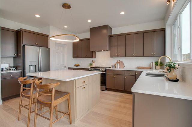 5816 James Drive W, West Fargo, ND 58078
