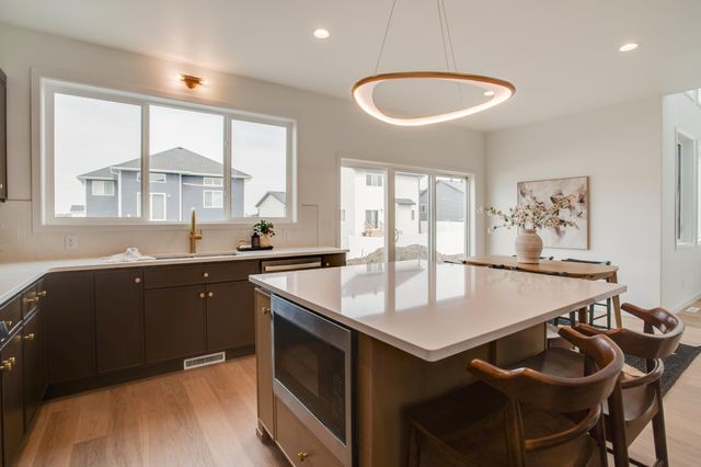 5816 James Drive W, West Fargo, ND 58078