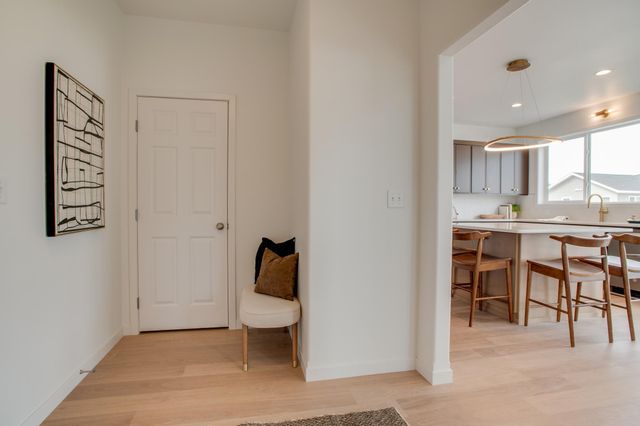 5816 James Drive W, West Fargo, ND 58078
