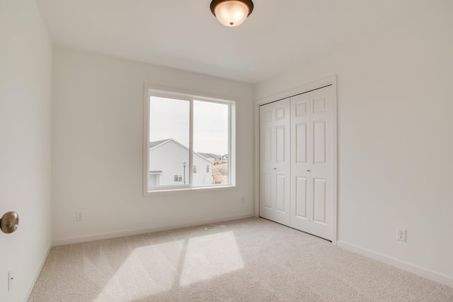 5816 James Drive W, West Fargo, ND 58078