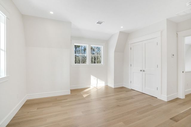 9 Marthas Way, Edgartown, MA 02539