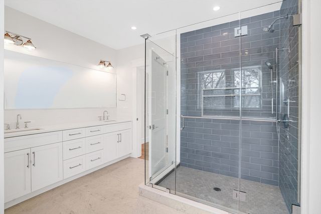 9 Marthas Way, Edgartown, MA 02539