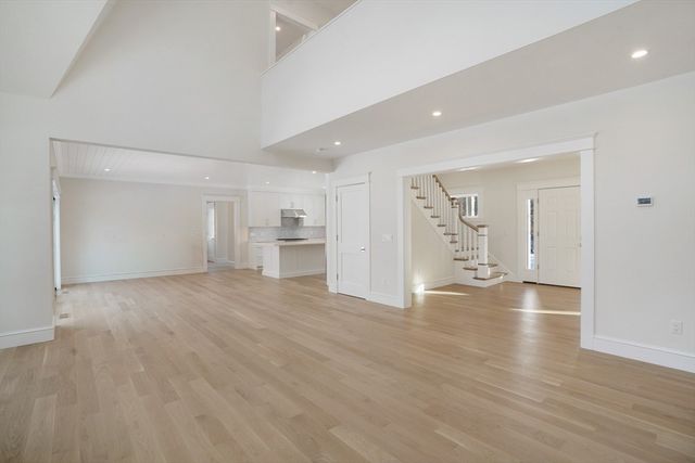9 Marthas Way, Edgartown, MA 02539