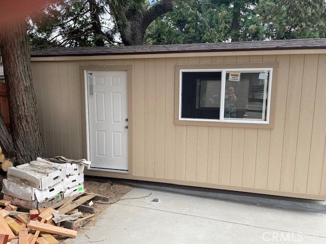 1055 Playground, Crestline, CA 92325