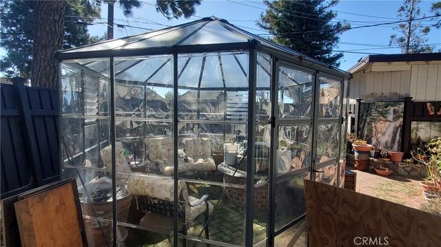 1055 Playground, Crestline, CA 92325