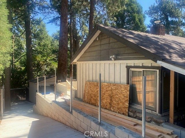 1055 Playground, Crestline, CA 92325