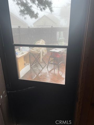 1055 Playground, Crestline, CA 92325