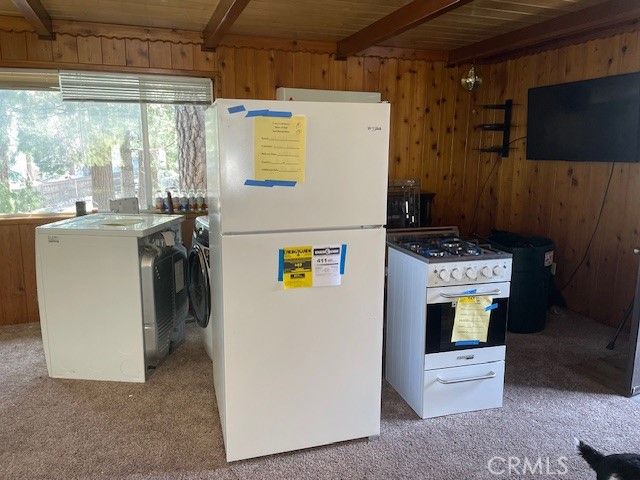 1055 Playground, Crestline, CA 92325